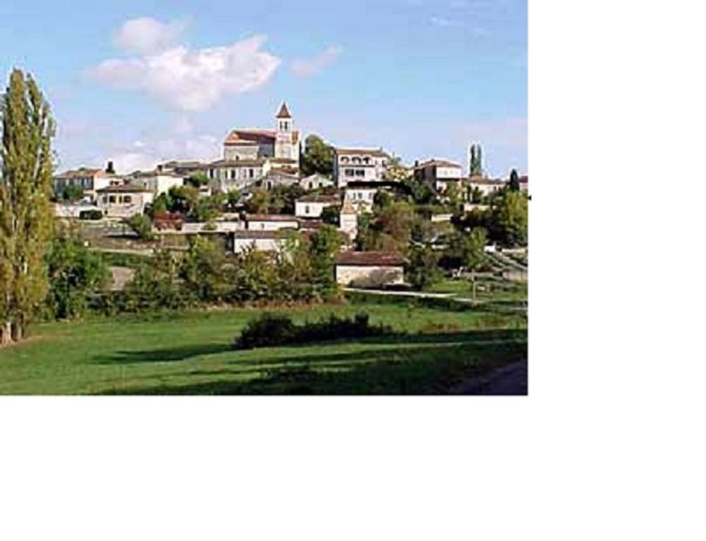 Hotel Au Charme Du Levat Saint Paul de Loubressac Exterior foto